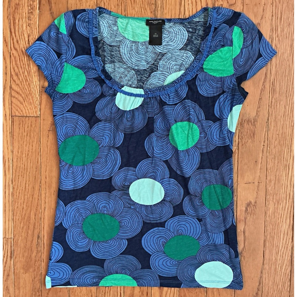 Ann Taylor Womens XS Blue/Green Geometric Knit Scoop Neck Cap Sleeve T-Shirt
